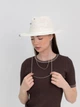 Шляпа федора летняя с жемчужинами, серебро цепь и булавка D.Hats цвет белый - изображение 4