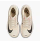 Кроссовки женские Nike W Zoom Fly 6 Beige 38.5 Бежевий FN8455-102 - изображение 4