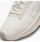 Кросівки жіночі Nike Air Max Intrlk Lite 38.5 Бежевий DX3705-002 - зображення 7