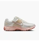 Кросівки жіночі Nike Wmns Zoom Vomero 5 37.5 Комбінований FJ2028-002 - зображення 9