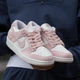 Кросівки Nike SB Dunk Low Sail Pink 37 - изображение 9