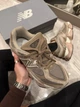 Кросівки New Balance 9060 Mushroom Timberwolf 36 - зображення 2