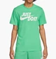 Футболка чоловіча Nike Just Do It Swoosh S Зелений AR5006-363 - зображення 1
