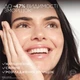 Антивікова сироватка для обличчя L’Oreal Paris Revitalift Filler HA з Гіалуроновою кислотою для заповнення зморшків 30 мл (3600524238506) - зображення 7