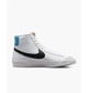 Кросівки чоловічі Nike Blazer Mid 77 Vntg 41 Білий BQ6806-121 - зображення 4