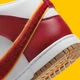 Кроссовки мужские Nike Chenille Swooshes Animate This Dunk High 45.5 Красно-белый DR8805-101 - изображение 8