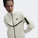 Толстовка женская Nike W Nsw Tch Flc Wr Fz Hdy 2 M Бежевая HV6747-110 - изображение 5