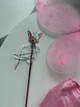 Карнавальный детский костюм розовая фея феи бабочки на девочку 2 - 6 лет крылья палочка обруч юбка в розовом цвете фея - изображение 2