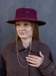 Шляпа шерстяная канотье с цепью D.Hats цвет бордо - изображение 5