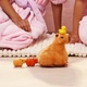 Інтерактивна іграшка Pets Alive ZURU Мама капібара з сюрпризом (9574) - капібара, яка ходить - зображення 4