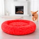 Лежанка для собак и кошек Pet Choice овальная 55x50 см из искусственного меха Красная мягкая и износостойкая зона отдыха для домашних питомцев - изображение 1