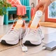 Портативная электрическая сушилка для обуви с USB-питанием и таймером на 3, 6 и 9 часов Белая - изображение 2
