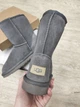 Жіночі уггі Замшеві Середні Сірі UGG CLASSIC SHORT II BOOT Grey (37, сірий) - изображение 3