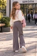 Штаны микровельветовые «Cozy Flare» Kiddo графит 134 см - изображение 2