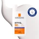 Солнцезащитный флюид для лица La Roche-Posay Anthelios UVMUNE 400 Fluide Anti-taches SPF 50+ - изображение 3