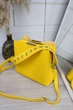 Невелика жіноча сумка крос-боді Жовта - изображение 5