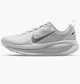 Кросівки жіночі Nike Vomero 18 38.5 Білий HM6804-104 - зображення 1