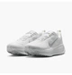 Кросівки жіночі Nike Vomero 18 38.5 Білий HM6804-104 - зображення 9