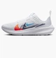 Кросівки для бігу жіночі Nike Air Zoom Pegasus 40 Pr 38.5 Білий FB8866-100 - зображення 1
