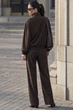 Бомбер жіночий костюмний прямого крою з коміром-стійкою Seventeen PreFall 26 шоколадний S-M 2450.6832 - изображение 5