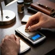 Вага ювелірна електронна Adler AD 3168 цифрова до 100 г точність 0,01 г з LCD-дисплеєм та функцією тари - зображення 5