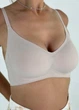 Безшовний топ-бюстгальтер push-up без каркасів 6653 Lora Iris молочний XL - зображення 1