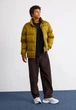 Мужская пуховая куртка The North Face Down Paralta Puffer Горчичный M Код: NF0A85281OB Moss Green - изображение 7