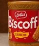 Карамельная паста Lotus Biscoff Crunchy 700 г с хрустящими кусочками печенья кремовая карамелизированная намазка с корицей для тостов блинов панкейков вафель круассанов чизкейков тортов выпечки десертов мороженого коктейлей - изображение 6
