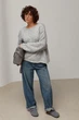 Мохеровый джемпер oversize с широкой горловиной цвет серый размер ONE SIZE FL_003577 - изображение 3