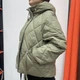 Куртка женская с капюшоном карманы на молнии стеганая S фисташка - изображение 4