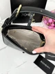 Жіноча сумка YSL Saint Laurent Le 5 à 7 чорна через плече, модна сумочка багет Ів Сен Лоран для дівчини та міста - зображення 6