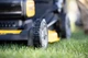 Газонокосилка аккумуляторная DeWalt DCMWP134N 53 см 67 л 25-102 мм черная с желтым - изображение 7