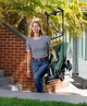 Акумуляторна газонокосарка Bosch CityMower 18V-32-300: 18В, 1х4А·год, ширина косіння 34 см, об'єм травозбірника 31 л, висота різу - зображення 2