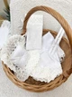 Крестильный набор / аксессуары Family Tradition муслин с вышивкой и кружевом белый Белое облачко - изображение 2