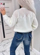 Жіночий вʼязаний ажурний светр з англійської вʼязки BOGDANA, колір Білий розмір One Size - изображение 3