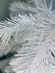 Искусственная ель "Белая Сказка" 1.8 м (180 см) с подставкой — Белая новогодняя елка - изображение 3