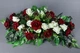Ритуальная цветочная композиция на могилу GALA DECOR с элитными 22 бархатными розами и шишками, 80х25 см - изображение 2