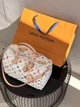Жіноча сумка Louis Vuitton Speedy 30 Monogram Multicolore White з фурнітурою золотистого кольору та обробкою зі світлої шкіри Vachetta. - зображення 9