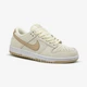 Жіночі кросівки Nike Dunk Low Phantom Sanddrift 38 - изображение 5