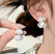 Жіночі сережки "Морські мушлі" 1.9 см jewelry Сріблясті - зображення 3