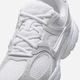 Женские кроссовки Nike V5 RNR HQ7901-101 38.5 (7.5US) 24.5 см White/Black/Metallic Silver (197862769500) - изображение 4