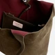 Torebka damska zamszowa Coccinelle E1THE110201-W25 Khaki (800070363483) - obraz 4