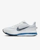 Кросівки чоловічі Nike Pegasus Premium 42.5 Білий HQ2592-104 - зображення 1
