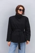 Короткий утеплений тренч чорний з коміром-стійкою Arjen 35621, розмір L/XL, код кольору 127320 - изображение 13