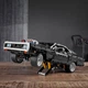 Zestaw klocków LEGO Technic Dom's Dodge Charger 1077 elementów (42111) - obraz 6