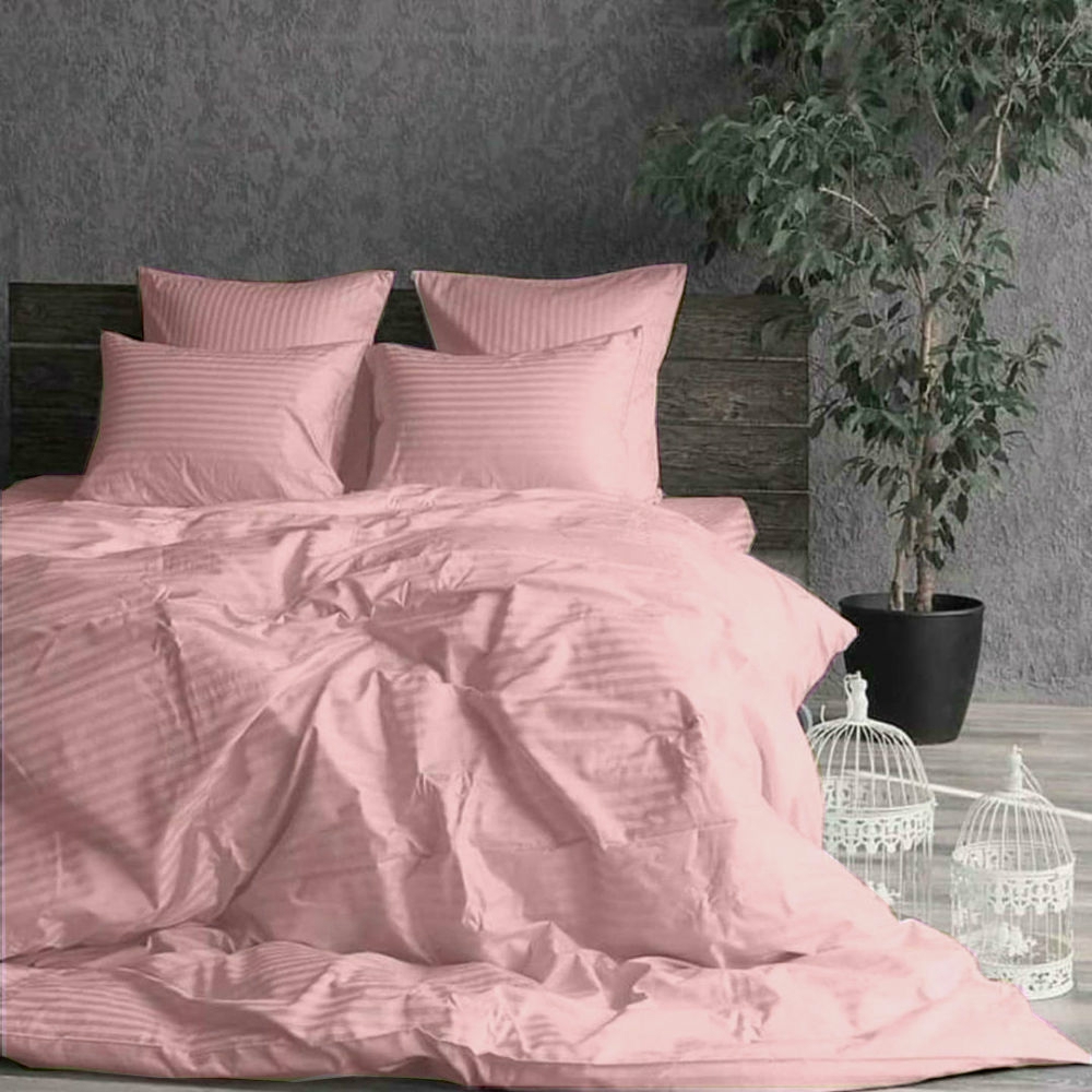 

Комплект постельного белья Komfort-tekstil Сатин Stripe LIGHT PINK 1/1см (Двуспальный на резинке)