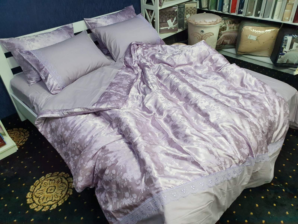 

Комплект постельного белья Komfort-tekstil SHINE, сатин/жаккард (Евро MAXI)