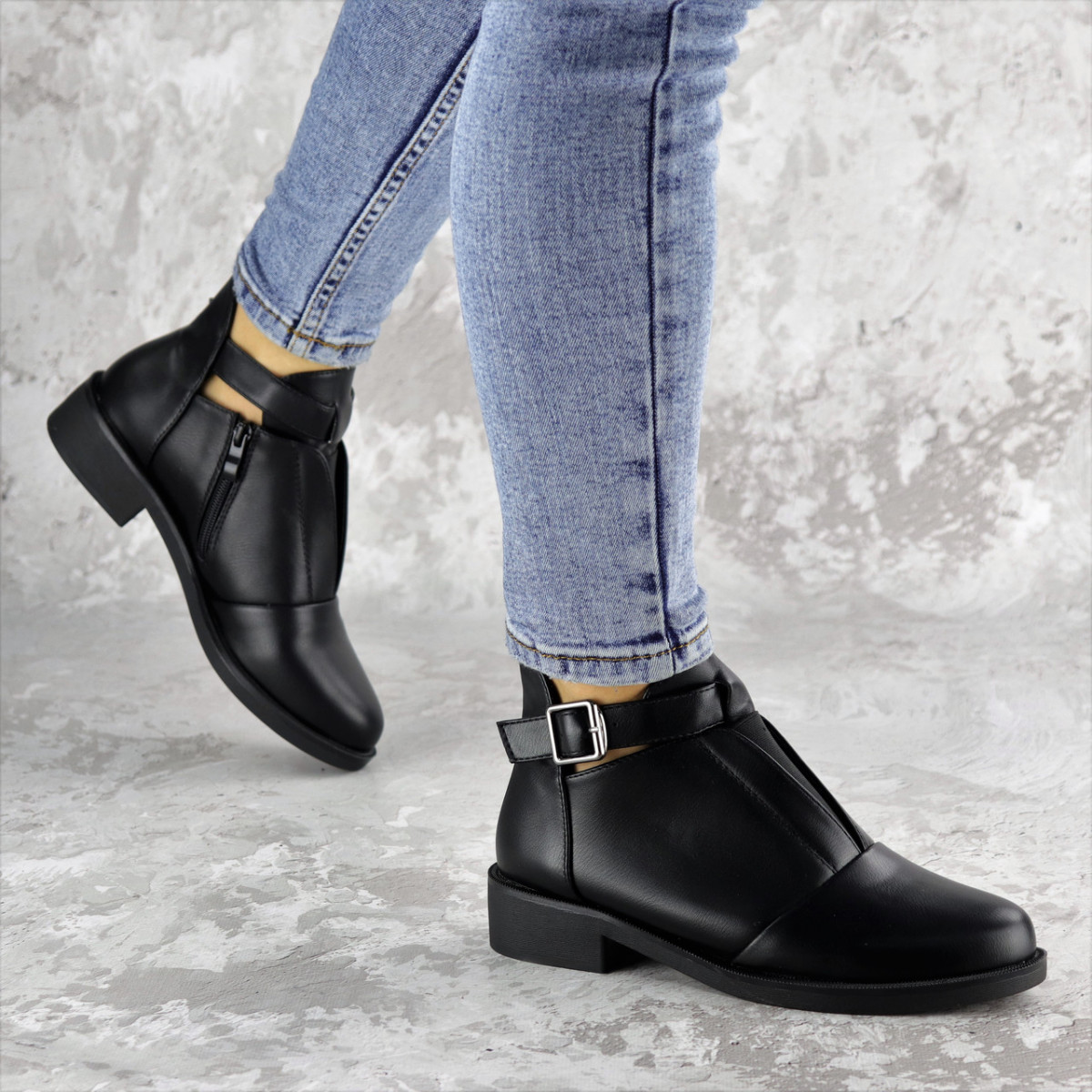 

Ботинки женские Fashion Iceberg 1397 38 размер 24 см Черный