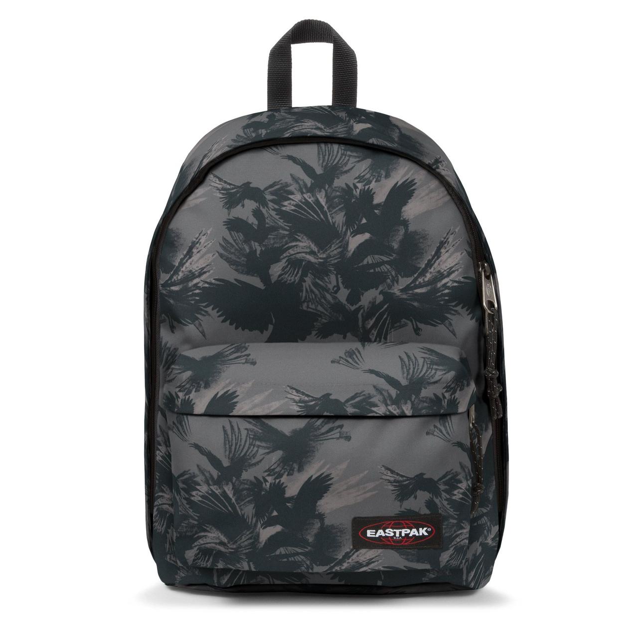 

Рюкзак Eastpak Out Of Office Dark Forest Black, 27 л, темно-серый