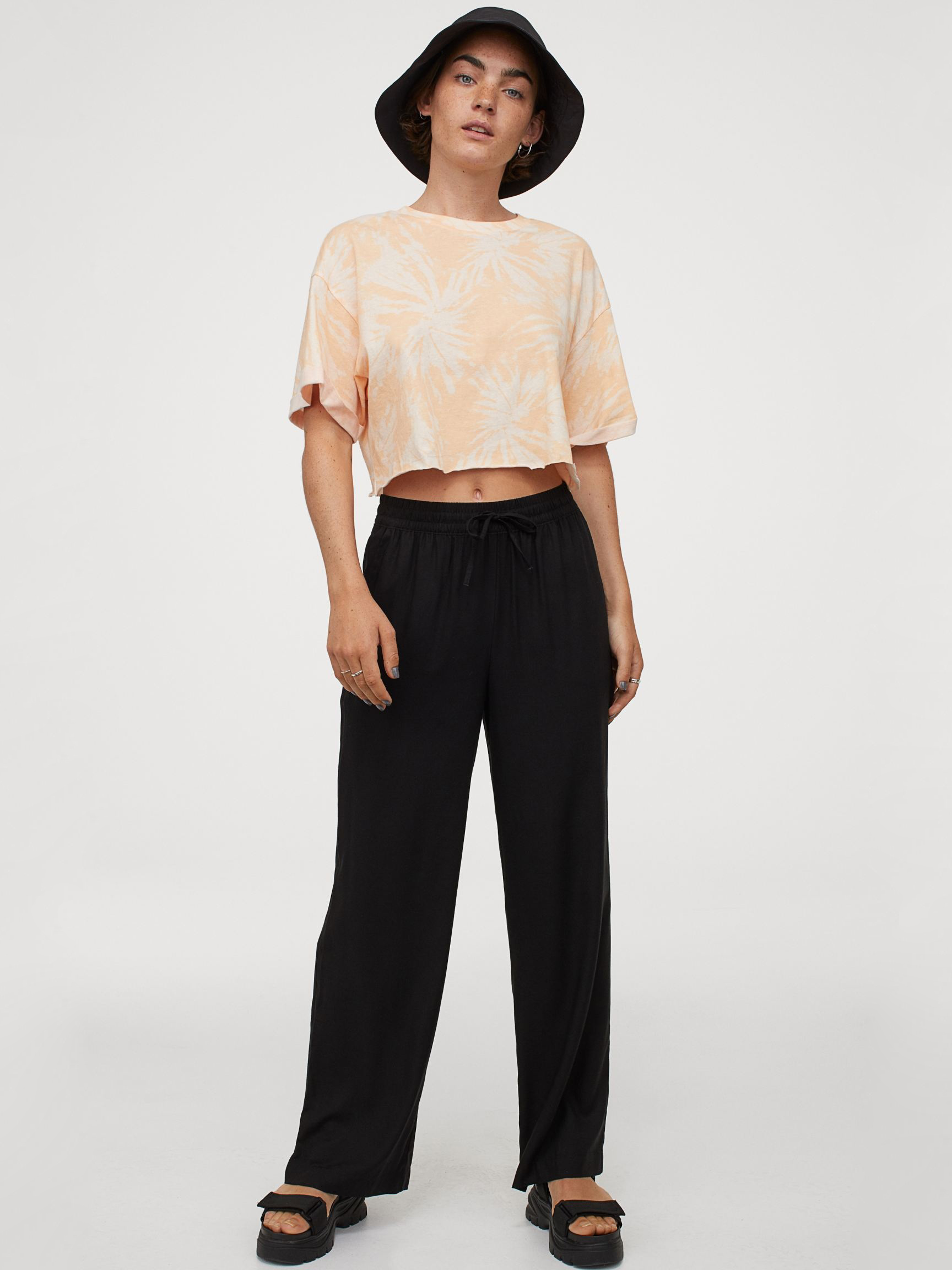 

Брюки H&M 1712-9012811 36 Черные